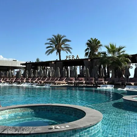 Grand Sapphire Διαμέρισμα Aglantzia