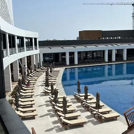 Apartment Grand Sapphire Aglantzia
