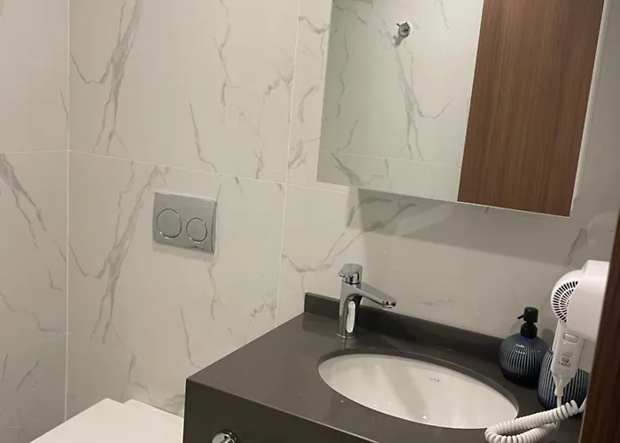 Grand Sapphire Apartment *